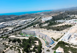 New build apartment with terrace and solarium near the beach in Finestrat
