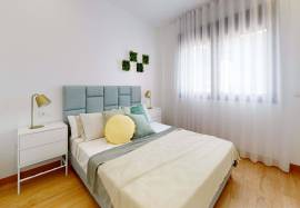 Ground floor bungalow with terraces, garage and common areas in Torrevieja