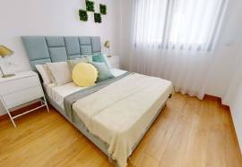 Ground floor bungalow with terraces, garage and common areas in Torrevieja