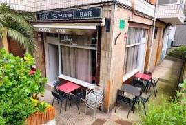 Bar for sale in Astrabudua, fully equipped and ready to start the activity.