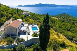 DUBROVNIK- Secluded villa with panoramic views