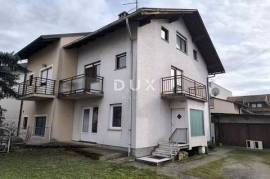 SAMOBOR, CENTRUM - huis met garage en tuin op een fantastische locatie! EEN KANS!