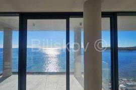 Hvar modern villa, 1st row from the sea
