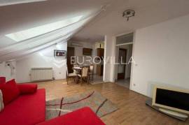 Đakovo, City Center - 61 m² Two-Bedroom Apartment with Storage Room