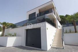 Luxury Villa Corum – Ciovo, South Side
