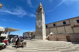 Umag, ground floor, office space in the center!
