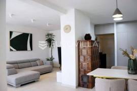 Zadar, Brodarica, newly renovated two-bedroom apartment in an excellent location