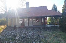 Erdut, Dalj - a holiday house with a beautiful view is for sale.