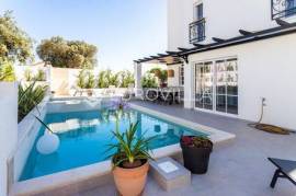 Rogoznica, Ražanj, NEW CONSTRUCTION, beautiful house with swimming pool and sea view, 433.44 m²