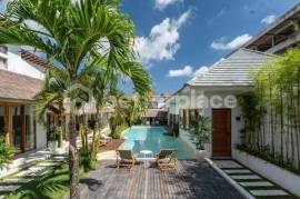 One Bedroom Loft Apartment in Berawa, Just 5 Minutes to The Beach