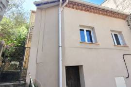A Large Stone Village House With 95 M2 Of Living Space On A 320 M2 Plot, Featuring Several Terraces And A Terraced Garden To Be Landscaped. A Large Stone Village House With 95 M2 Of Living Space On A 320 M2 Plot, Featuring Several Terraces And A Terraced Garden To Be Landscaped.