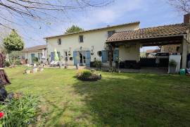 Exceptional 5 Bedroom Family Home for Sale - Nouic 87