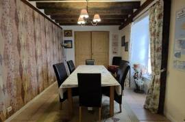 Exceptional 5 Bedroom Family Home for Sale - Nouic 87