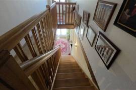 Exceptional 5 Bedroom Family Home for Sale - Nouic 87