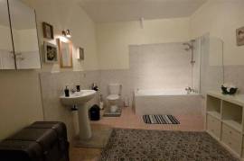 Exceptional 5 Bedroom Family Home for Sale - Nouic 87