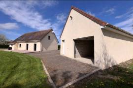 Detached Country House with Outbuildings