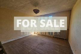 Detached Country House to Renovate