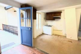 Apartment for Sale in Historic District