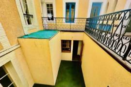 Apartment for Sale in Historic District