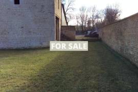 Property with Several Outbuildings to Renovate