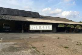 Property with Several Outbuildings to Renovate