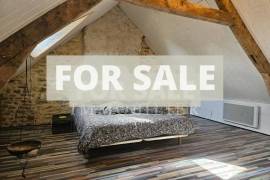 Detached Country House with Guest GIte