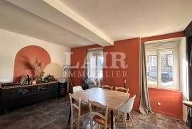 Apartment in Normandy in Good Condition
