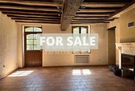 Detached Country House with Open Views