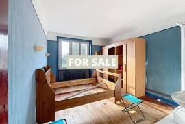 Former Restaurant with Apartment