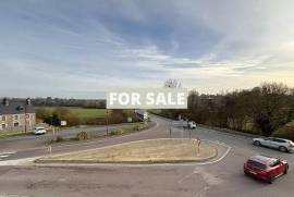 Former Restaurant with Apartment