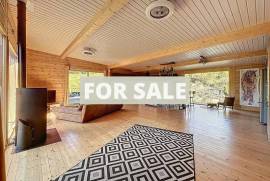 Eco-Friendly & Self-Sufficient Lifestyle Property