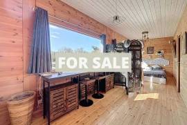 Eco-Friendly & Self-Sufficient Lifestyle Property