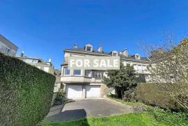 Town House in Good Order