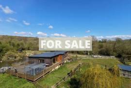 Eco-Friendly and Self-Sufficient Lifestyle Property