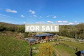 Eco-Friendly and Self-Sufficient Lifestyle Property