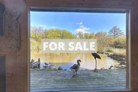 Eco-Friendly and Self-Sufficient Lifestyle Property