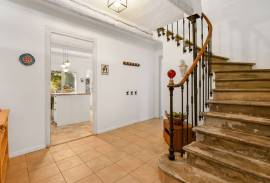 Lovely 18th Century Mansion B&B Potential and Pool