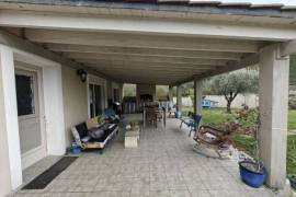Modern Detached Villa with Mature garden with Open Views
