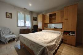 Modern Detached Villa with Mature garden with Open Views