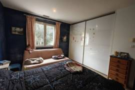 Modern Detached Villa with Mature garden with Open Views
