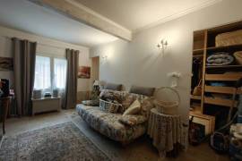 Modern Detached Villa with Mature garden with Open Views