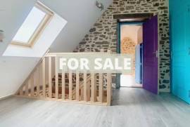 Detached Country House with Open Views