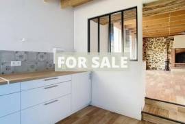 Detached Country House with Open Views