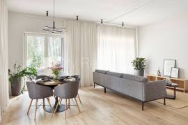 Apartment for rent in Riga district, 125.00m2