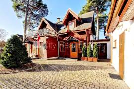 Detached house for rent in Jurmala, 220.00m2