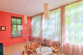 Detached house for rent in Jurmala, 250.00m2