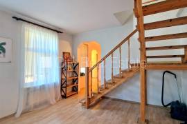 Detached house for rent in Jurmala, 250.00m2