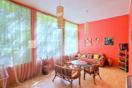 Detached house for rent in Jurmala, 250.00m2