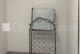 Detached house for rent in Riga district, 248.00m2