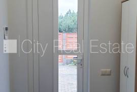 Detached house for rent in Riga district, 248.00m2